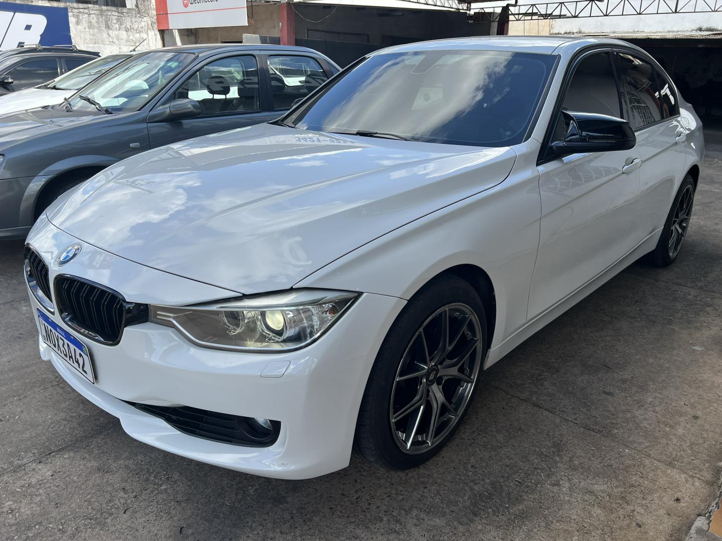BMW 320i 2014